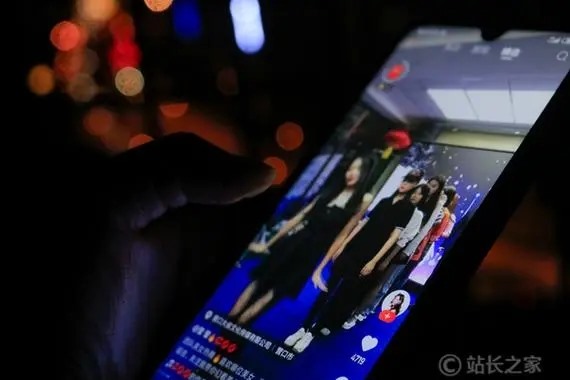 快手极速版下载靠谱吗？